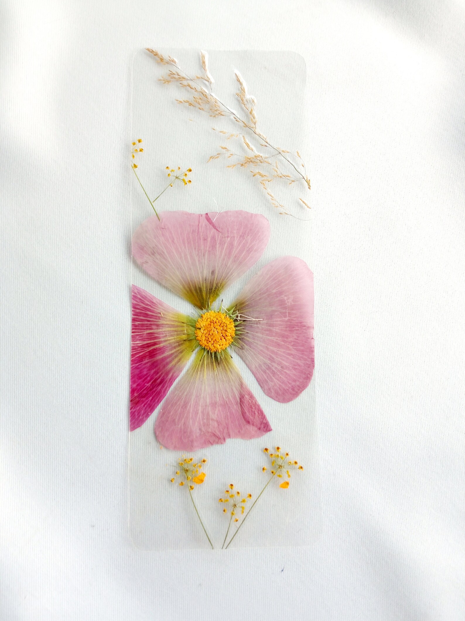 Epoxid Lesezeichen Mit Trockenblumen - Transparente Harz Lesezeichen