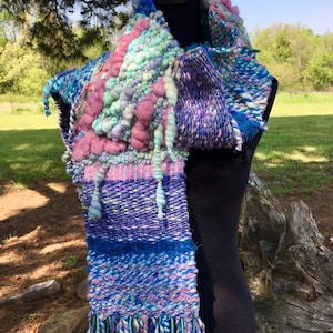 Handwoven handspun wool scarf - Blue Bell