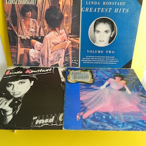 Lot of 4 Linda Ronstadt Vinyl albums - Its so easy-Blue Bayou-Mad Love-Tears Out to Dry