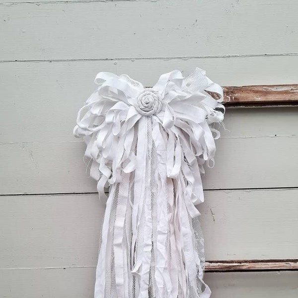 Noeud de chiffon blanc avec dentelle et Jeans, décor à la maison shabby chic, décor de ferme, noeud de chiffon de dentelle, noeud de chiffon de jeans