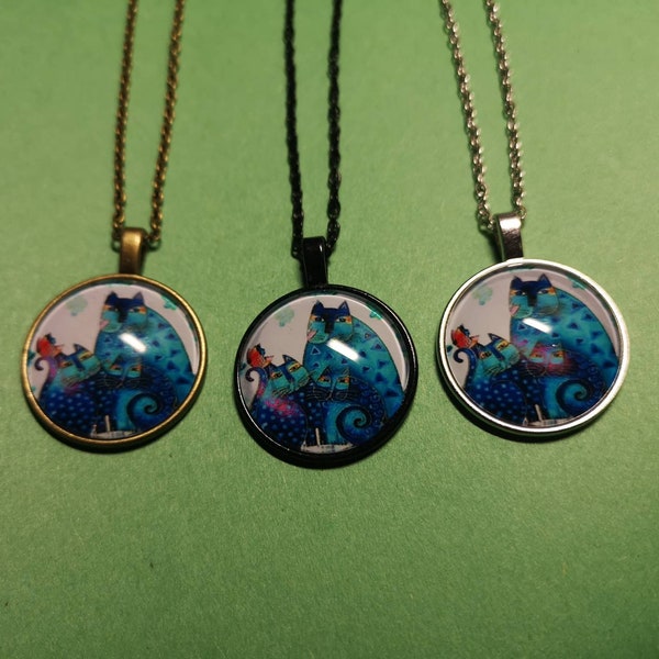 Beautiful Blue Cats Design glass pendant necklace