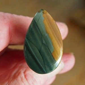 Blue Mountain Jasper Cabochon - orbs