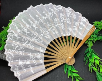10 Wedding Fan Favours Guest Gift With Personalised Tag -  UK