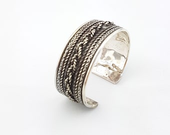 Indian boho chic tribal bracelet ethnic bracelet