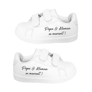 Sneakers Scratch unisexe personnalisées enfants cuir ou simili cuir pour Mariage Papa et maman se marient, Peintes à la main en France image 1