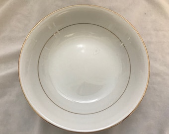 Sonnet Fine China 9" Round Serving Bowl Japan