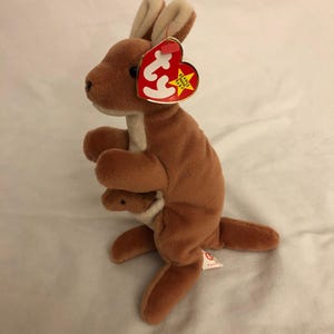 Ty Beanie Buddy “Pouch” Kangaroo