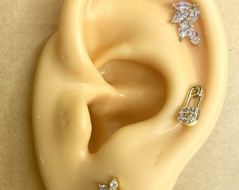18G Gold Stainless Steel Crystal Gems Angel Wing Cartilage Stud Earring