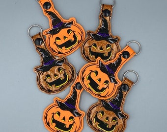 Scary pumpkin Jackolantern  witch hat keychain