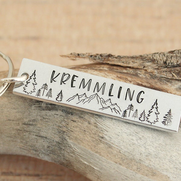 Hiking Gifts for Men - Personalized Keychain - Mountain Keychain - Wanderlust Gift - Cabin Keychain - Hiking Gifts - Colorado