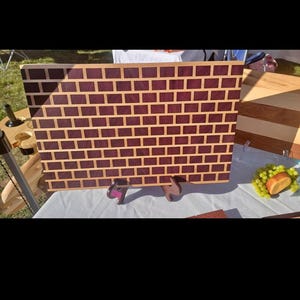 Brick pattern end grain cutting board