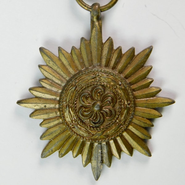 Duits Duitsland Vintage Russische Ostwolk 3 Klasse Medaille Bestellen Badge Award Cadeau voor Hem Cadeau voor verzamelaar