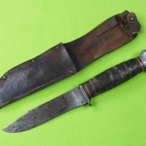 Vintage Old US WW2 Period Pal RH-35 USN Navy Hunting Knife w/ Sheath Gift for Hunter Gift for Him Gift for a collector
