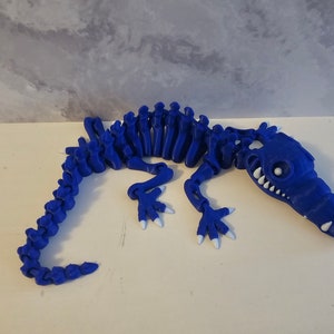 Articulated Flexible Crocodile | Flexi Factory Authorized Reseller | 3D Printed Skelton two color Alligator | Fidget and Stress desk tot