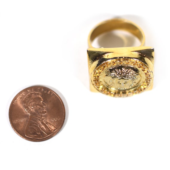 指輪・リング VERSACE SS23 SQUARE MEDUSA RING (1005360_1A006203J000) VERSACE Square Medusa-Head Ring | endource