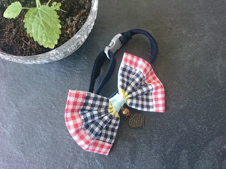 Petits carreaux Bow
