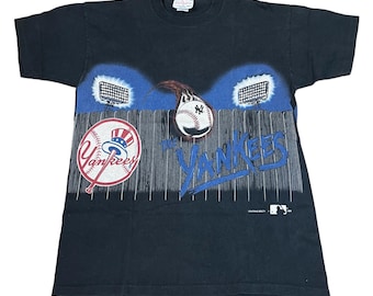 Vintage New York Yankees 90s T-shirt Graffiti Baseball MLB NY