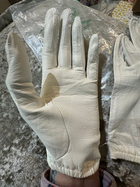 White leather gloves 1950s never worn - image 1