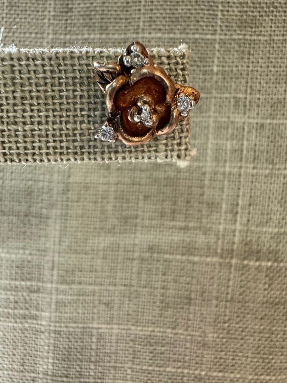 Vintage rose gold and rhinestone stud earrings - image 1