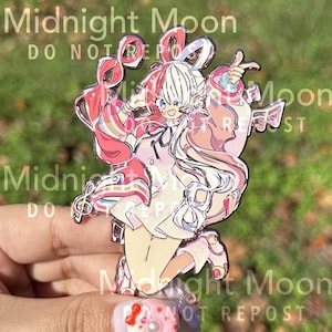 Uta op enamel pin