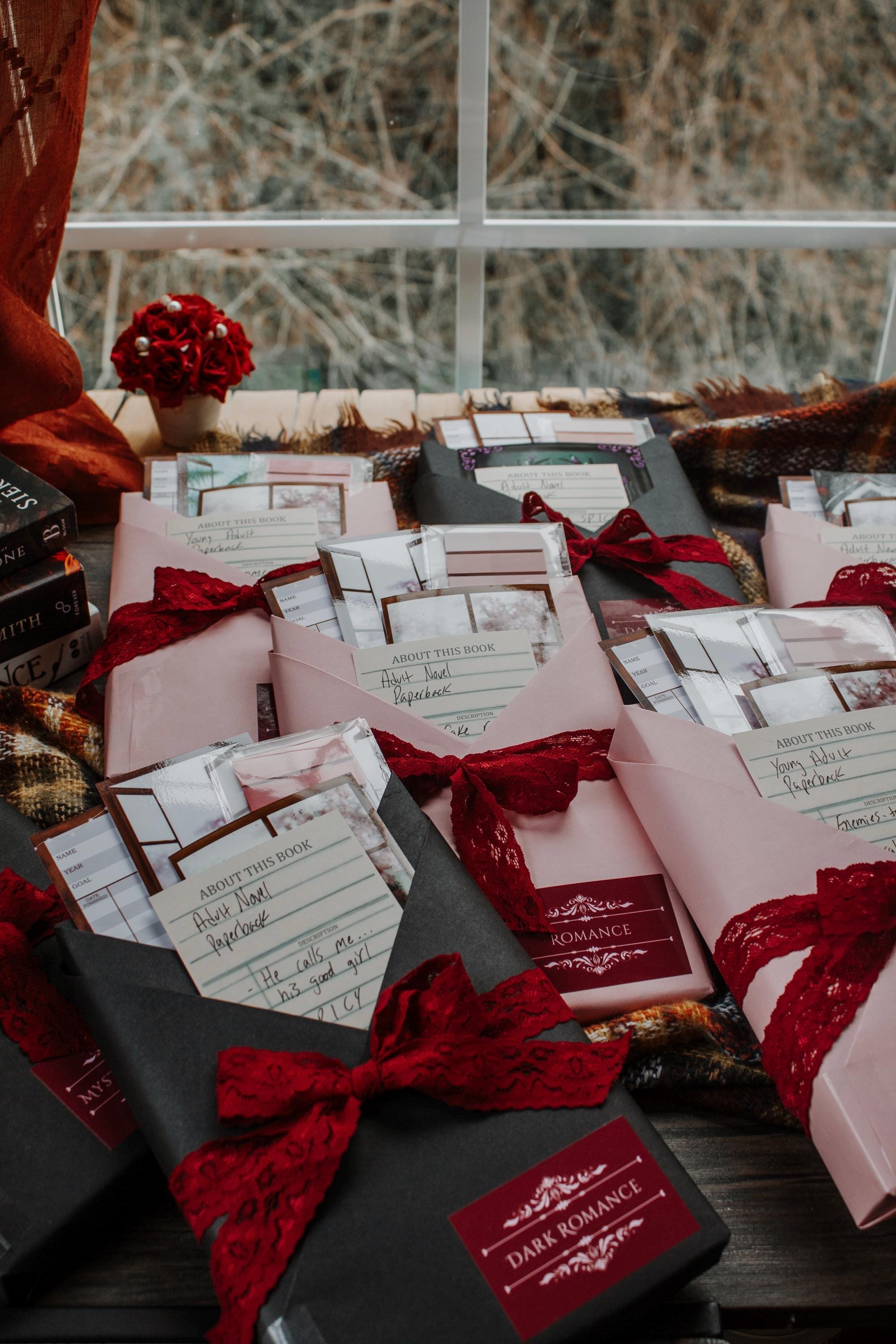 DARK ROMANCE Blind Date With A Book Box | Spicy Gift for Readers - Etsy