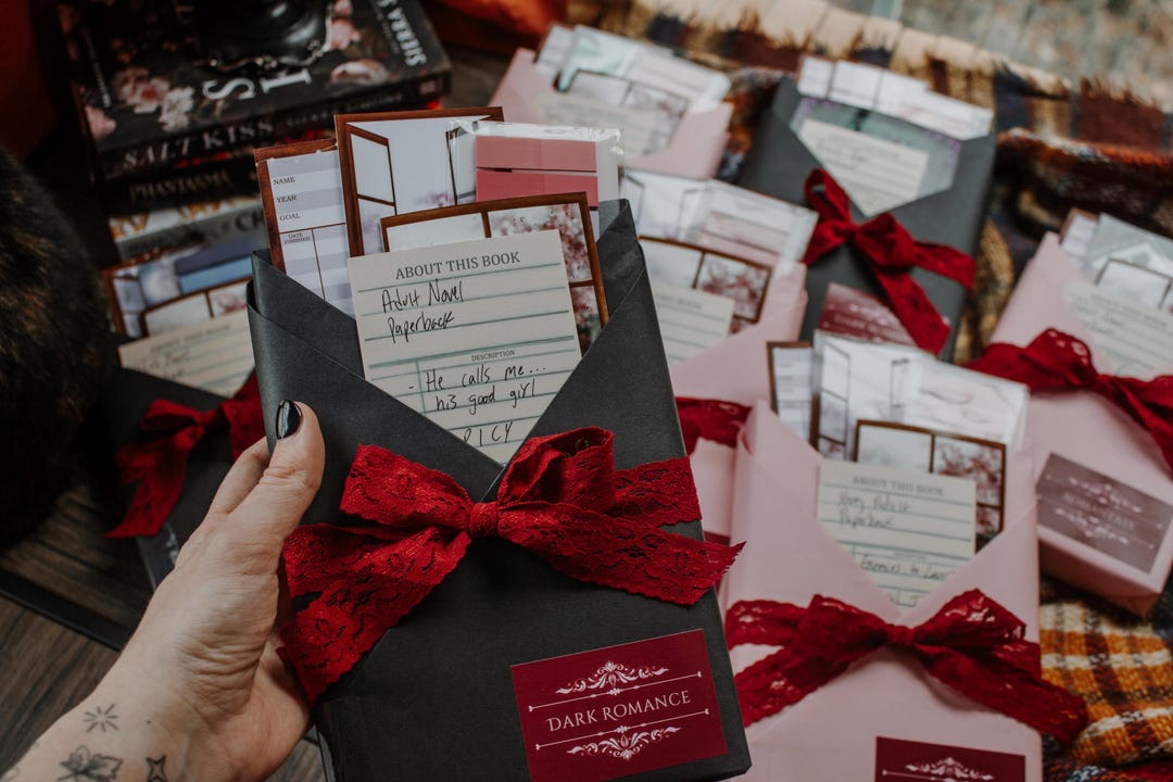 DARK ROMANCE Blind Date With A Book Box | Spicy Gift for Readers - Etsy