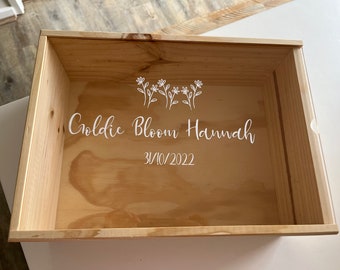 Wooden keepsake box, Memory box, Baby shower gift, New baby gift, Mum to be, Birthday gift box, Wedding keepsake box, Anniversary gift
