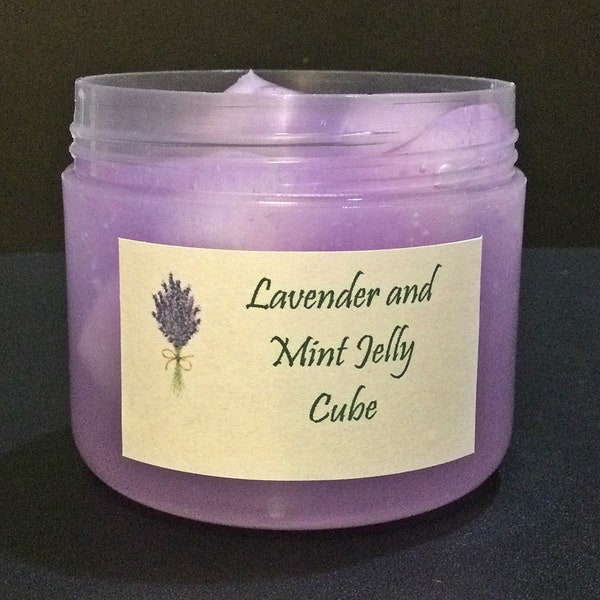 Lavender and Mint Jelly Cube - A jelly cube slime scented like relaxing lavender and mint.