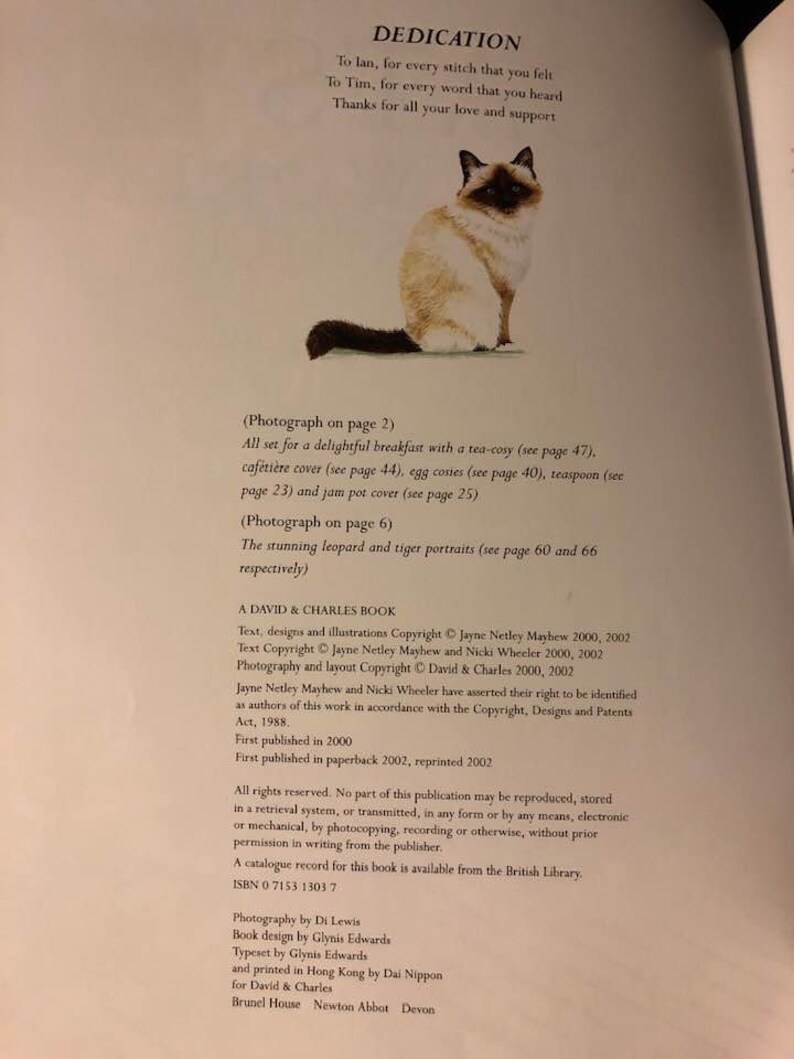 Cats of the World in Cross Stitch by Mayhew /& Wheeler