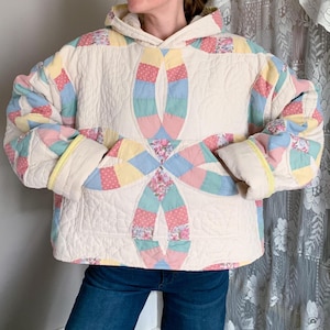 Handmade Wedding Ring Quilt Hoodie | Vintage Patchwork Women's L-XL
