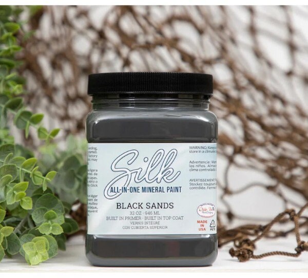 Black Sands Silk Paint - Dixie Belle Paint