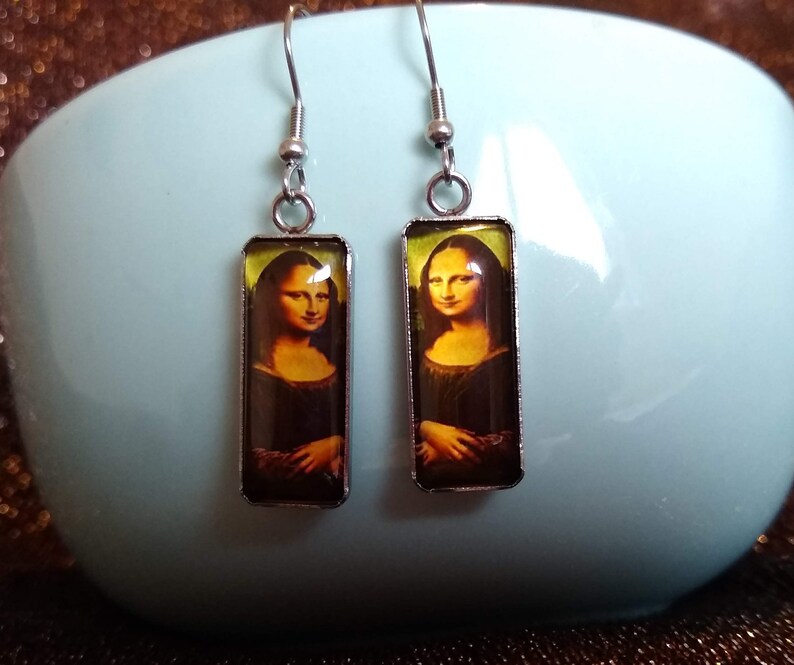 Leonardo Da Vinci/'s Painting of Mona Lisa Renaissance Inspired Glass Statement Portrait Earrings Unique Artistic Gift Jewelry