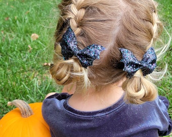 Bat hair bows, Bat pigtail bows, Halloween Hair Bows, Fall Hair Bows, Black Bat Hair Bow, Pink glitter Bat bow