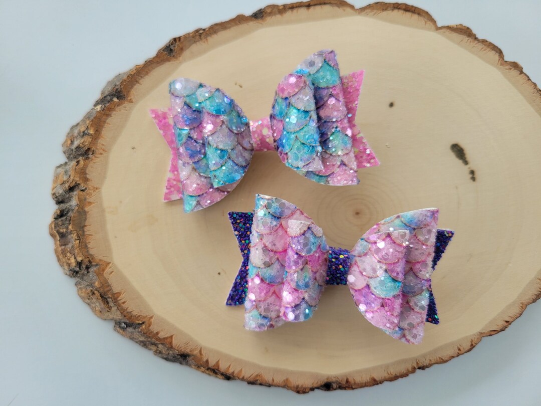 Pink Mermaid Shells Large Bow main image 0
