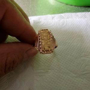 Handgjord peruansk ring i 18 karat massivt guld: Estela Raimondi Design