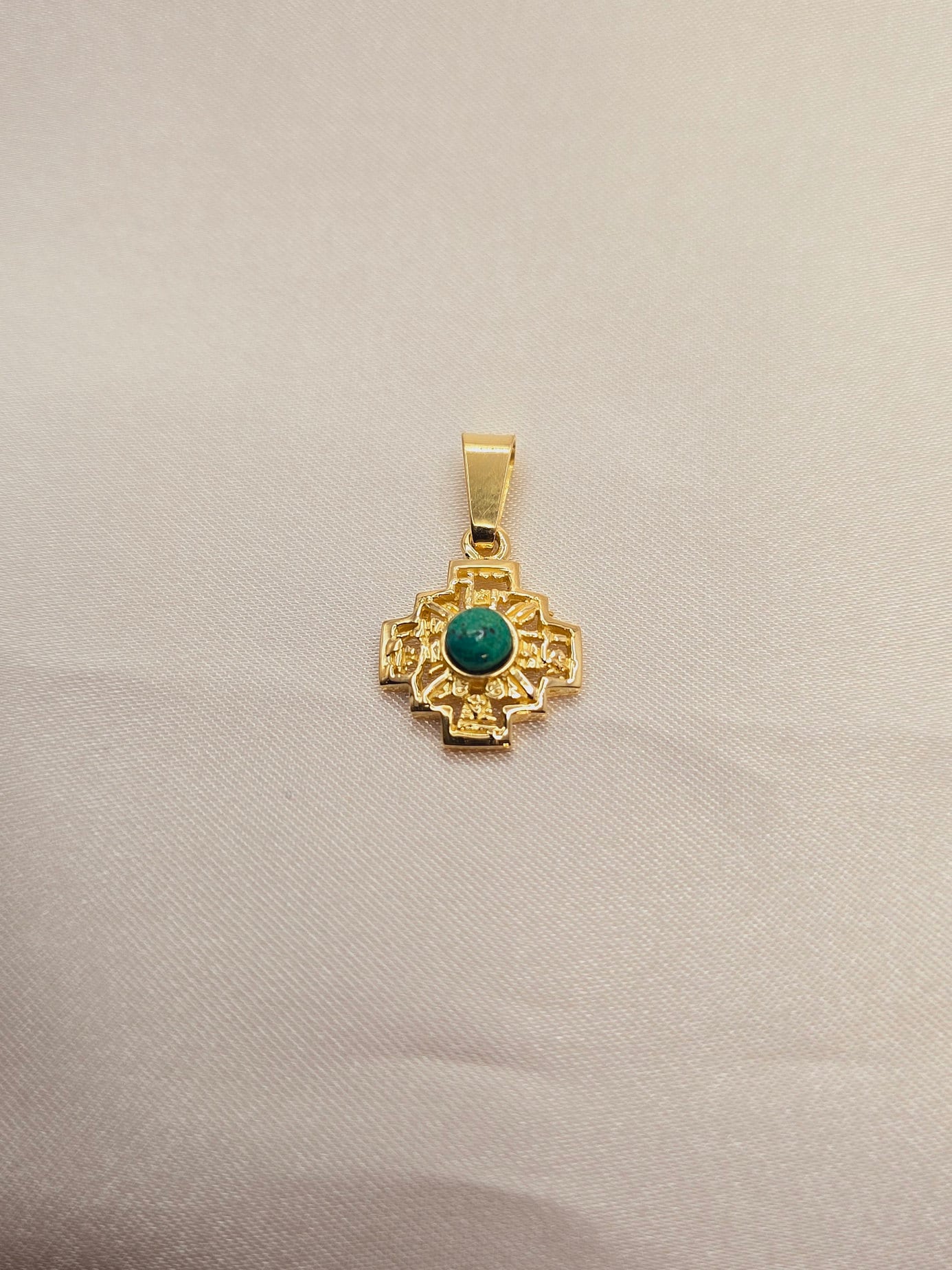 Collana in Legno di Palo Santo a forma di Croce Inca