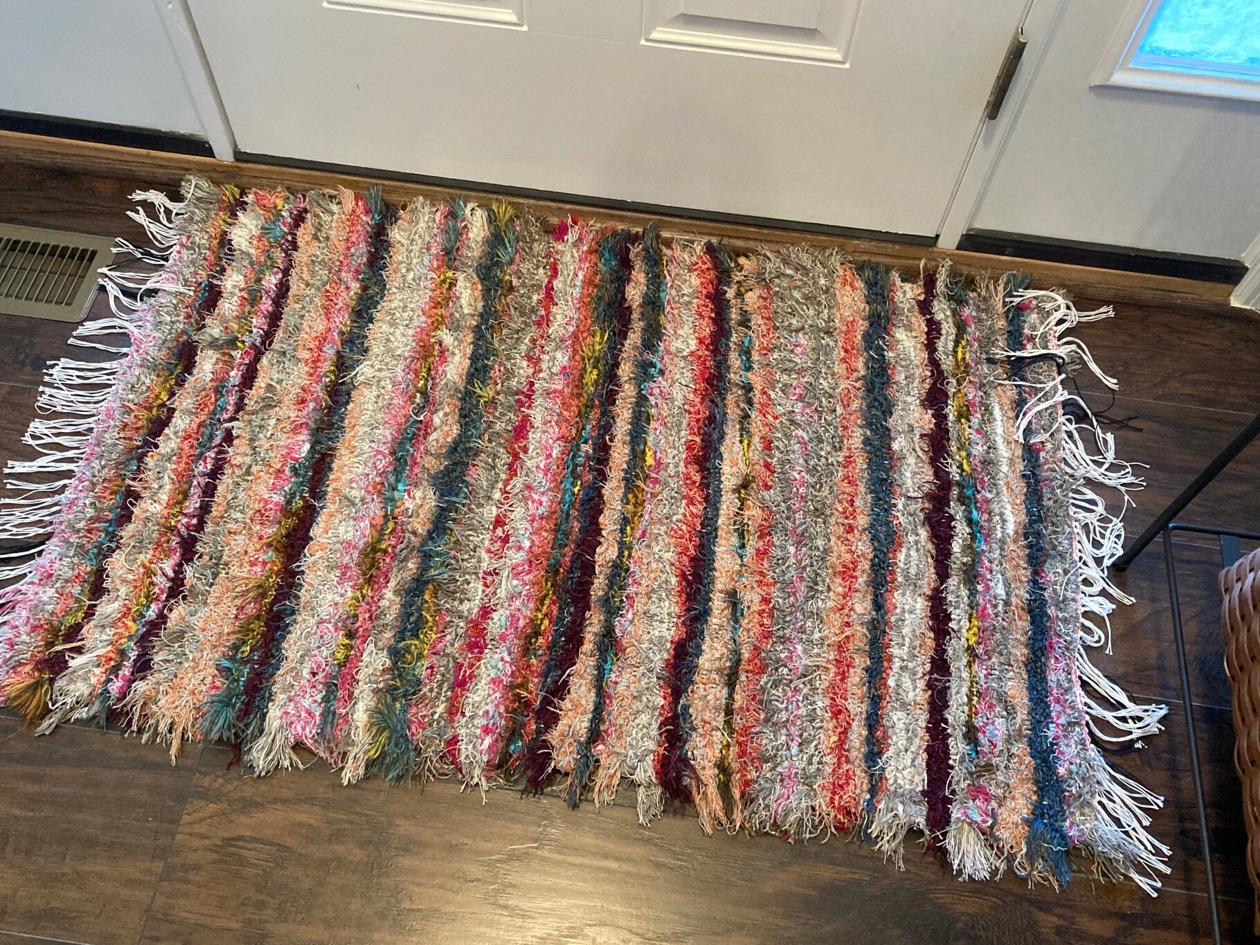 Amish Hand Loomed Area Rug 27”X 44”