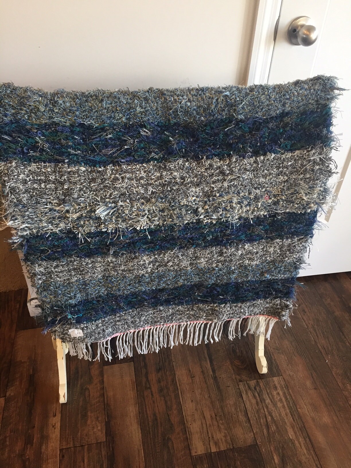 Amish hand Loomed area rug 27”X 48”