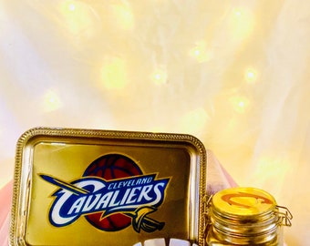 Cavs rolling tray