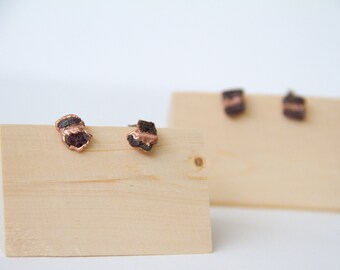 Natural Pink Tourmaline Stud Earrings - Pink Tourmaline Earrings - Electrofomed Earrings - Stone Earrings - Minimalist Earrings
