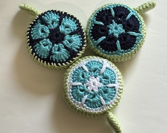 Crocheted Flower Tape Measure (Light/Dark Blues)