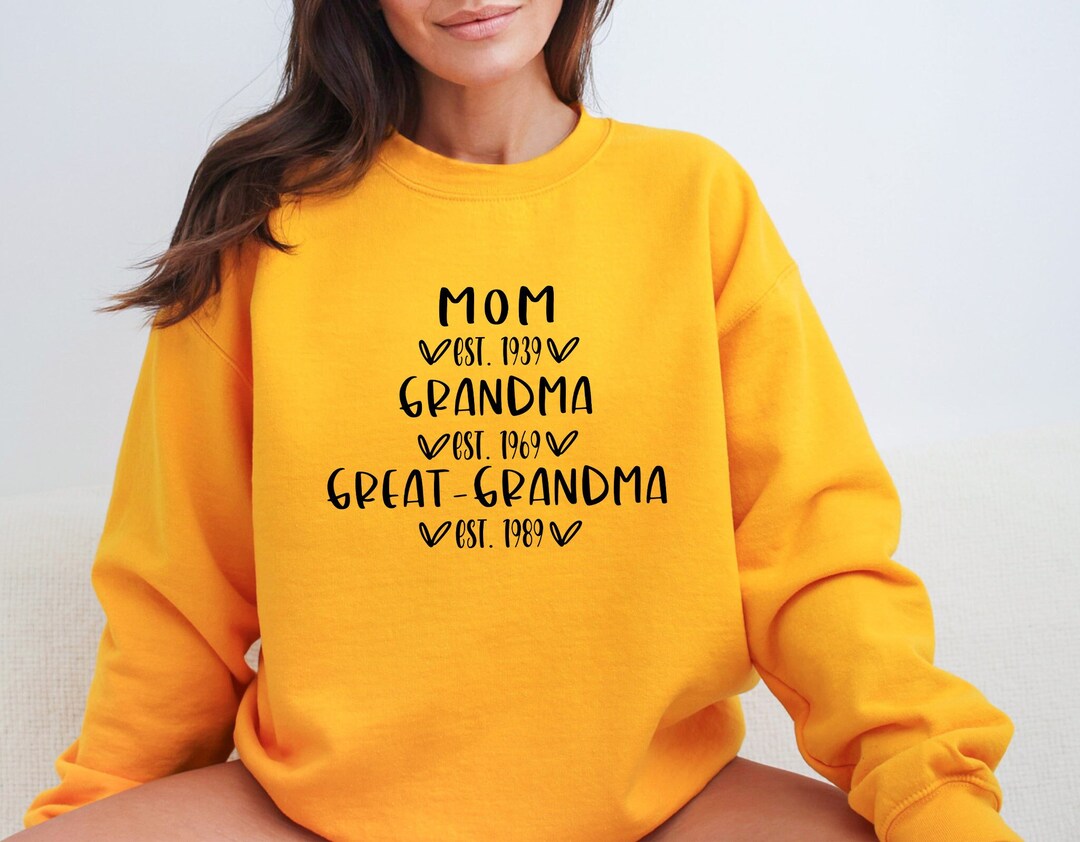 Mom Grandma Greatgrandma Sweatshirt, Pregnancy Announcement, Gift for