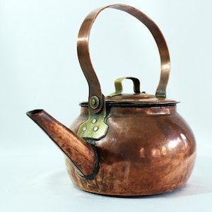 Antique 1850 Copper Brass Handle tea / water Kettle Pot Kitchen