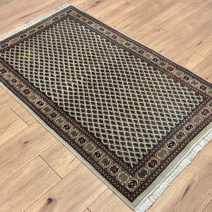 oriental carpet 156 cm - 60 inch rug Sarough Mir india wool on cotton natural colors