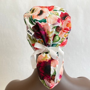 Ponytail Scrub Cap With Buttons,Medical Cap,Surgical Cap,Bonnet for Nurses,Nurse Cap,Tie, Chief Cap, Doctor Cap,Bonnet Hat,Dental Cap,Unique