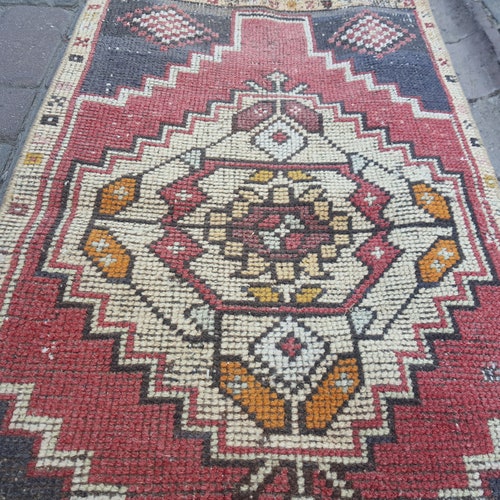 Turkish Rug, 1'8