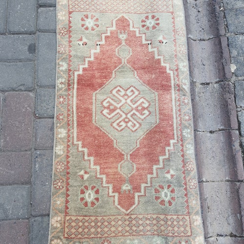Turkish Rug, 1'6