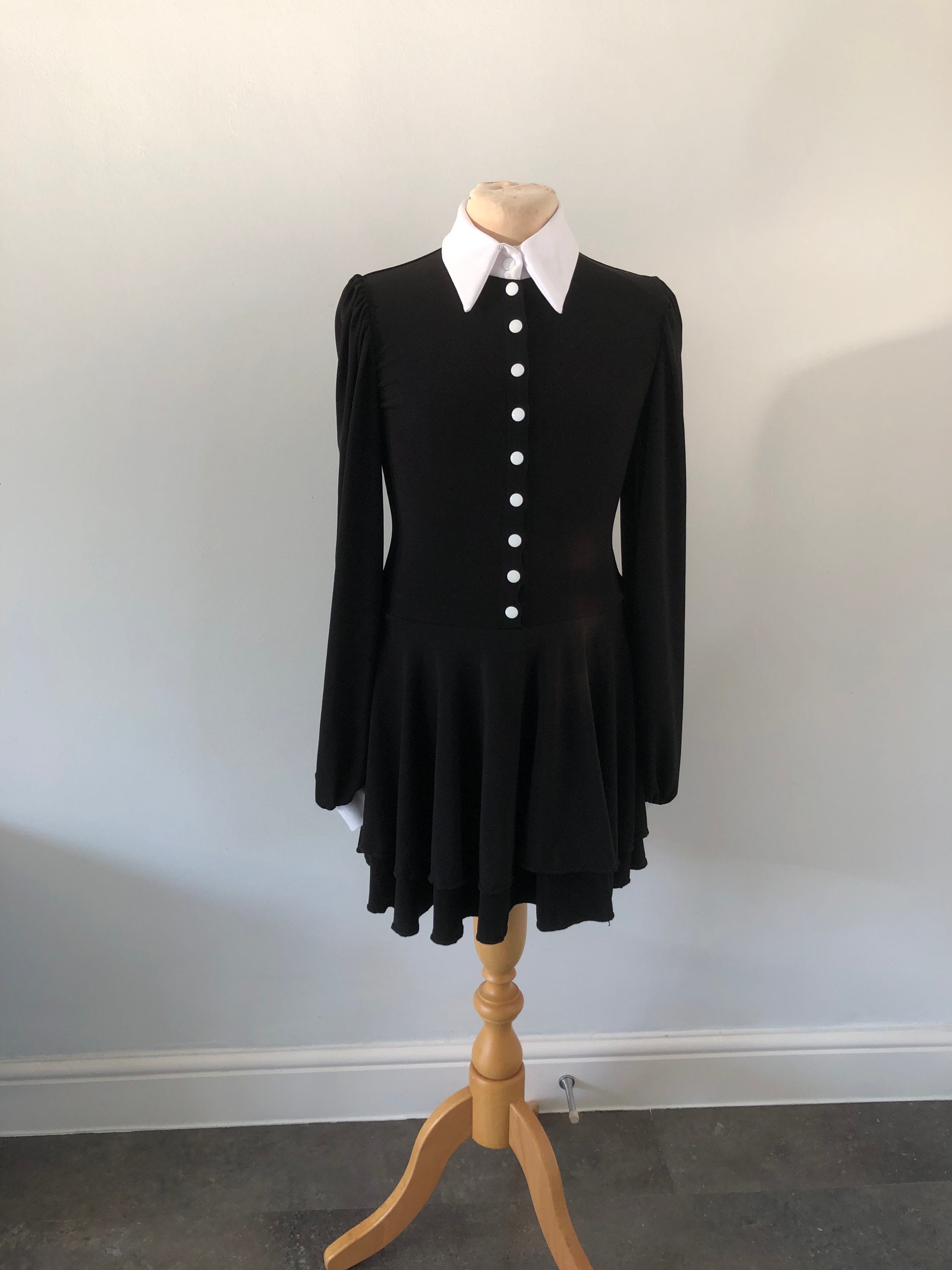 Robe de Bal de Mercredi Addams pour Fille du 7 au 14 ans - déguiz