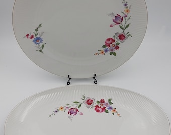 Set of 2 SELTMANN WEIDEN Germany porcelain serving plates with floral decoration and gold finish