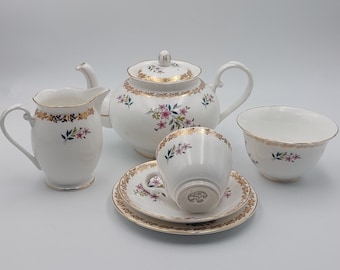 Royal Grafton fine bone china teapot/cups/milk jug/sugar bowl 1957